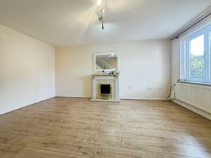 Lounge- click for photo gallery